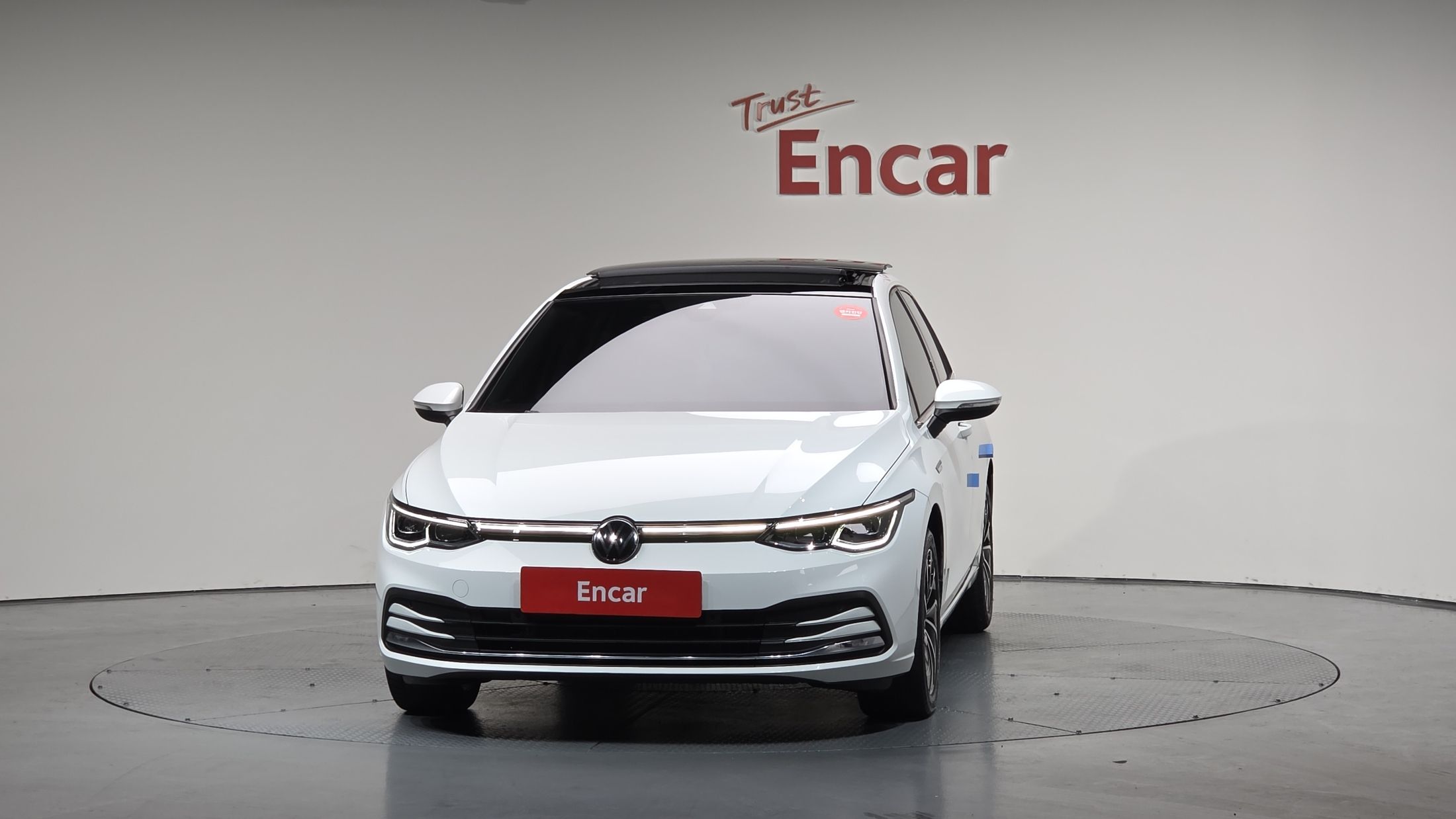 VOLKSWAGEN GOLF 2023