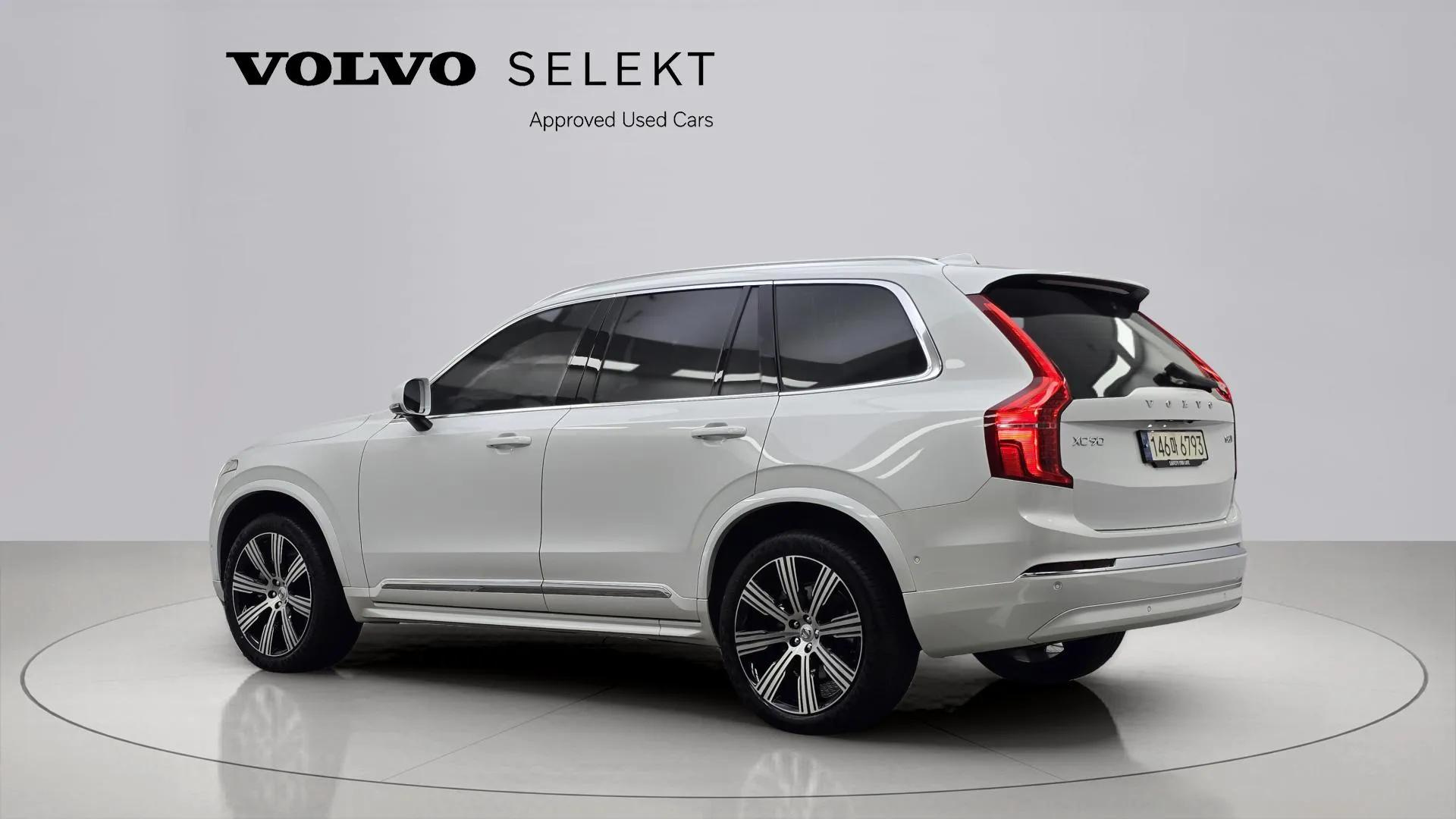 VOLVO XC90 2024