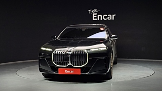 BMW 7-SERIES G70 2024