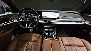 BMW 7-SERIES G70 2024