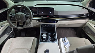 KIA CARNIVAL 2024