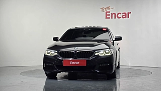 BMW 5-SERIES G30 2017