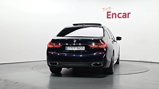 BMW 7-SERIES G11 2018