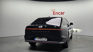 HYUNDAI GRANDEUR HYBRID GN7 2023