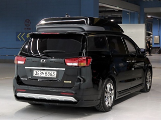 KIA CARNIVAL 2017