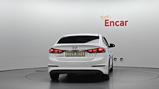 HYUNDAI AVANTE AD 2018