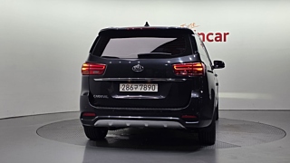 KIA CARNIVAL 2018