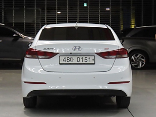 HYUNDAI AVANTE AD 2016