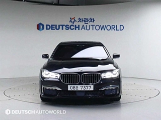 BMW 7-SERIES G11 2017