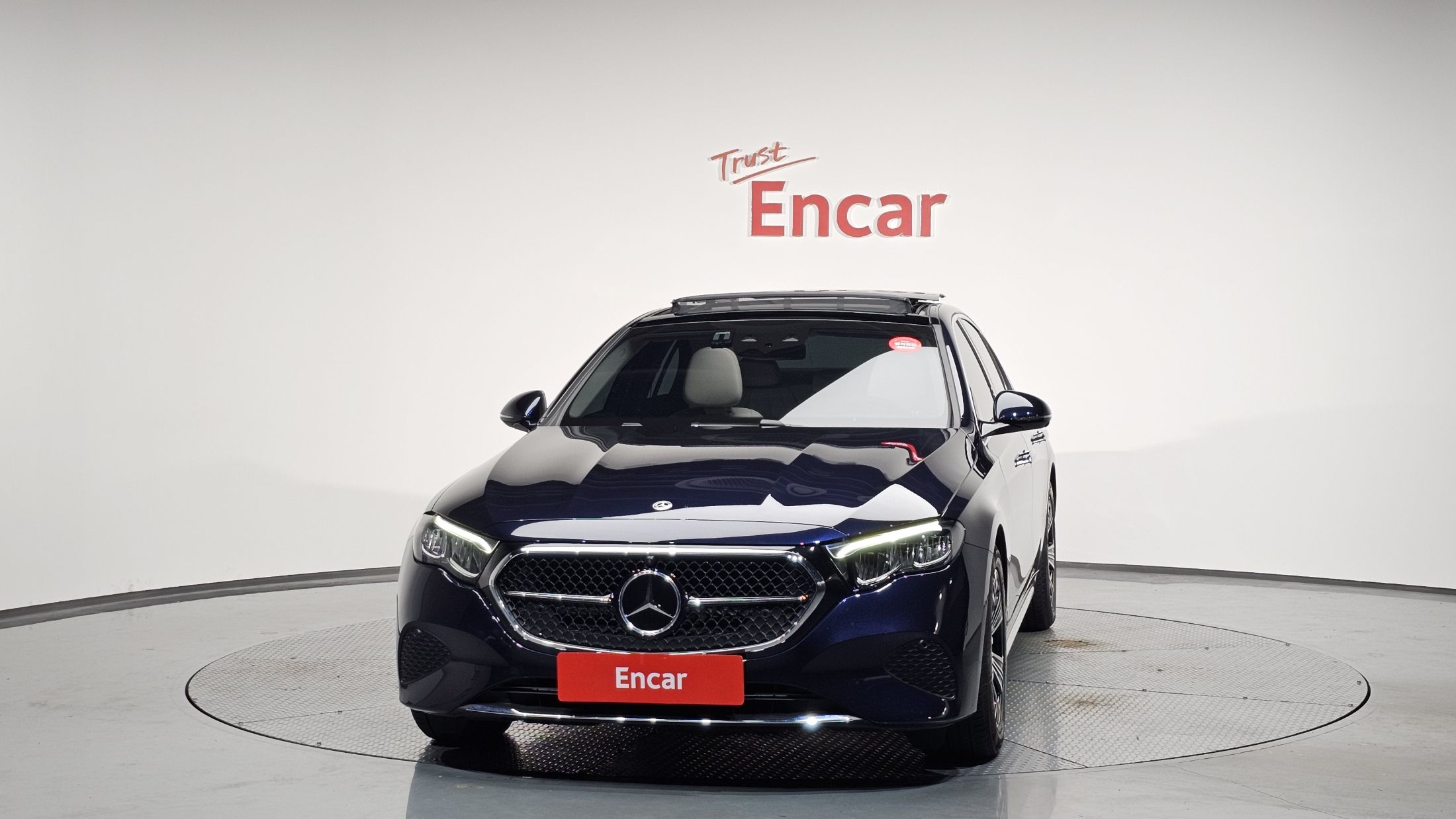 MERCEDES BENZ E-CLASS W214 2024