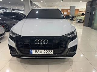 AUDI Q8 4M 2022