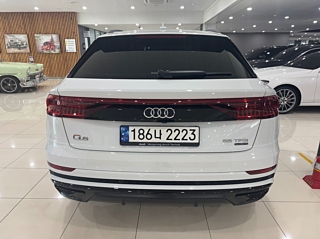 AUDI Q8 4M 2022
