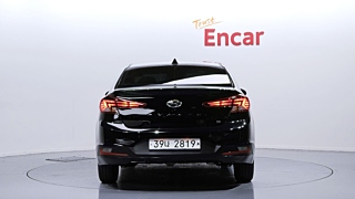 HYUNDAI AVANTE AD 2019