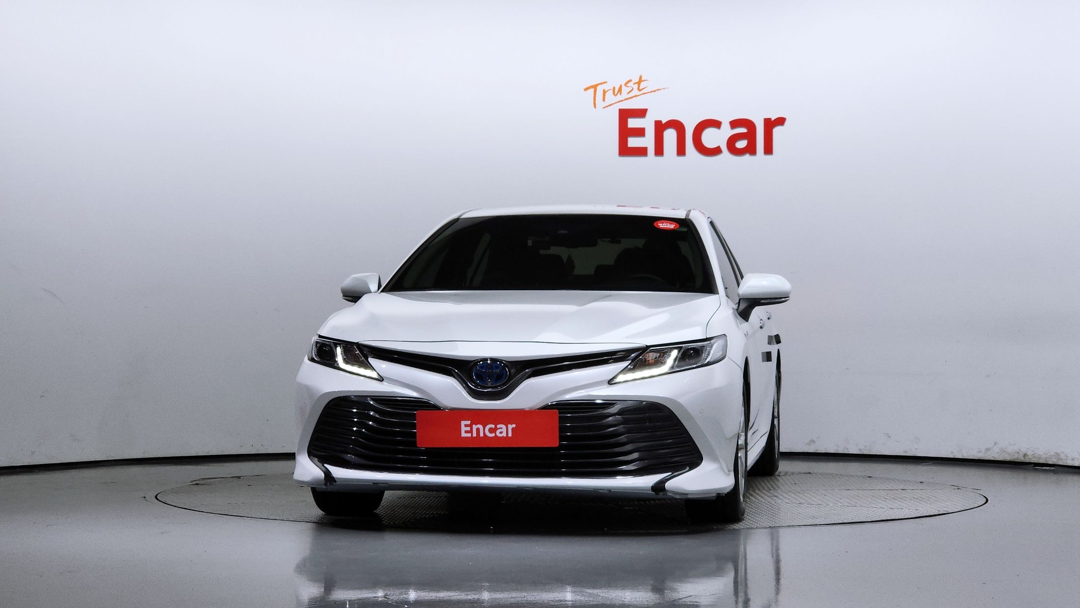 TOYOTA CAMRY XV70 2019