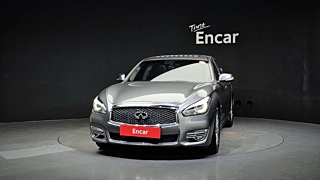 INFINITI Q70 2018