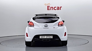HYUNDAI VELOSTER 2016