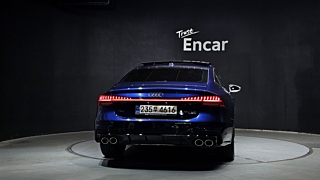 AUDI A7 4K 2020