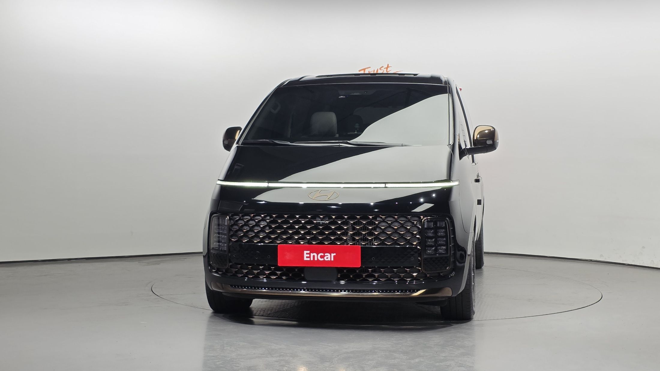 HYUNDAI STARIA 2024
