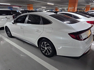 HYUNDAI SONATA HYBRID DN8 2021