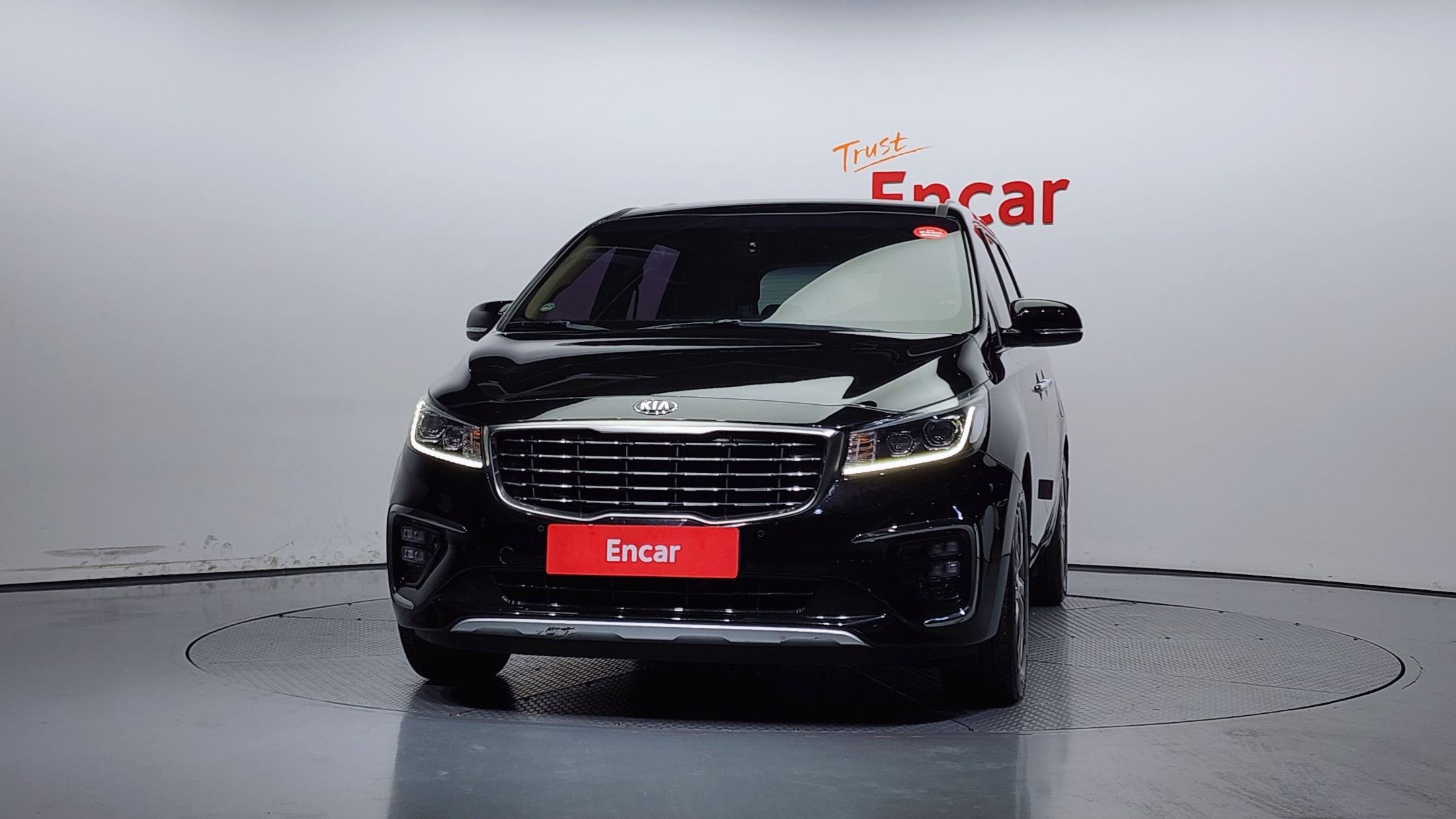 KIA CARNIVAL 2018