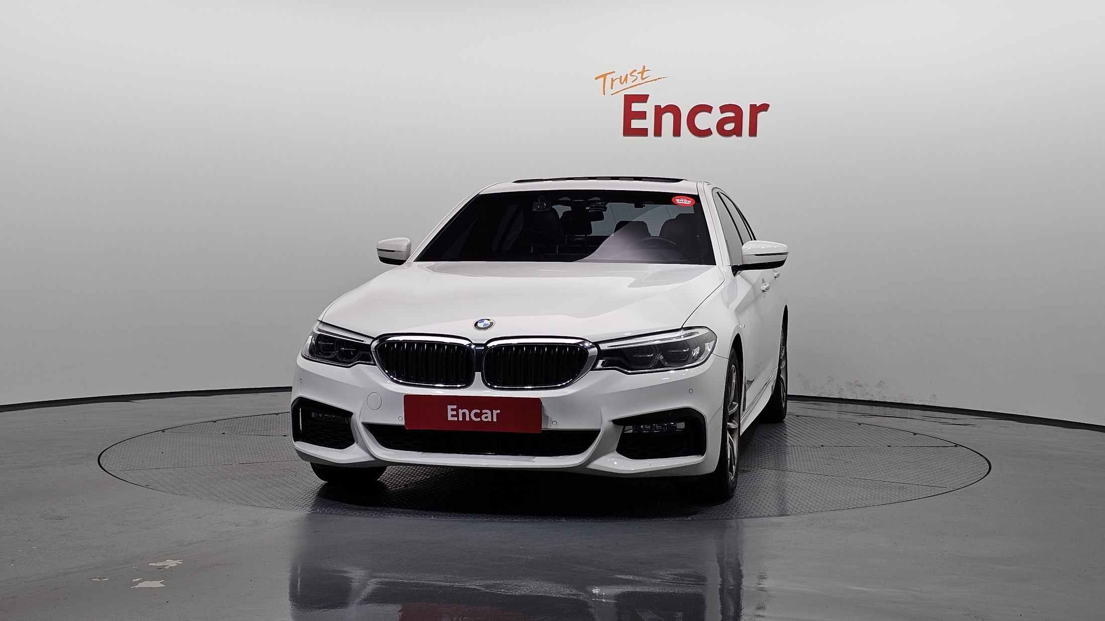 BMW 5-SERIES G30 2017