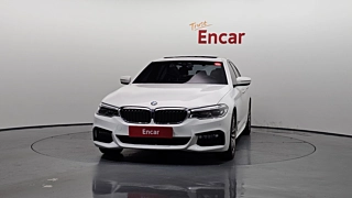 BMW 5-SERIES G30 2017