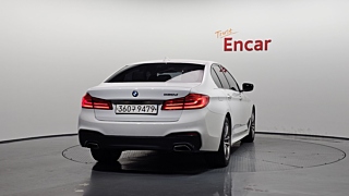 BMW 5-SERIES G30 2017