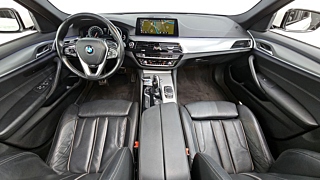 BMW 5-SERIES G30 2017