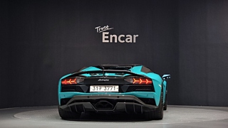 LAMBORGHINI AVENTADOR 2019