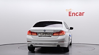 BMW 5-SERIES G30 2018