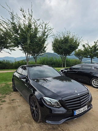 MERCEDES BENZ E-CLASS W213 2016