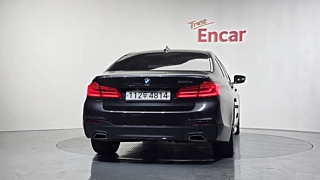 BMW 5-SERIES G30 2019