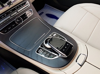 MERCEDES BENZ E-CLASS W213 2020