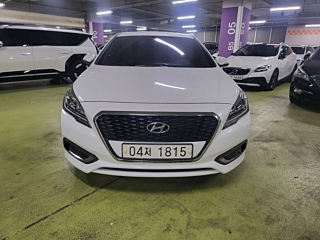 HYUNDAI LF SONATA HYBRID 2017