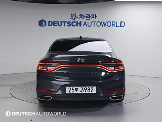 HYUNDAI GRANDEUR IG 2016