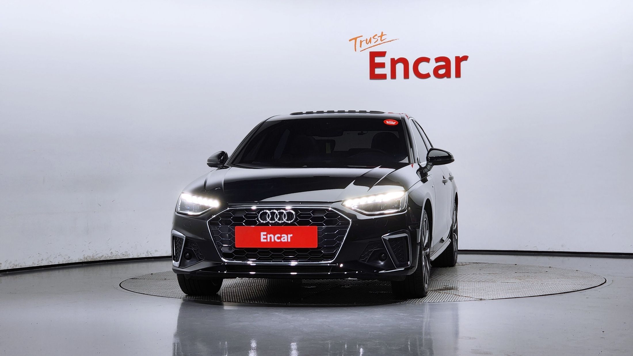 AUDI A4 B9 2023