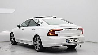 VOLVO S90 2021