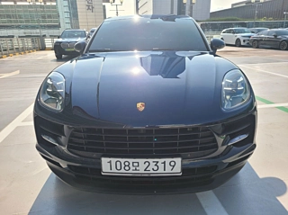 PORSCHE MACAN 2019