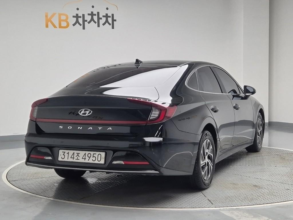 HYUNDAI SONATA HYBRID DN8 2021