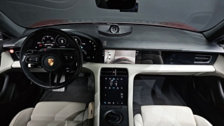 PORSCHE TAYCAN 2022