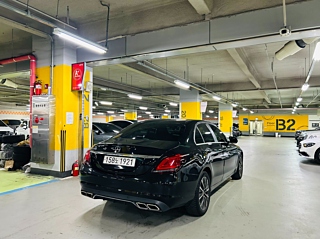 MERCEDES BENZ C-CLASS W205 2019