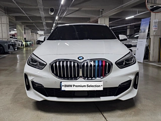 BMW 1-SERIES F40 2021