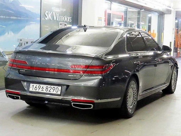 GENESIS G90 2019