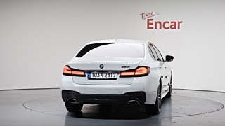 BMW 5-SERIES G30 2023