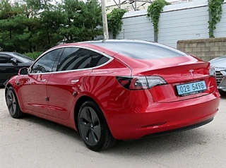TESLA MODEL 3 2020