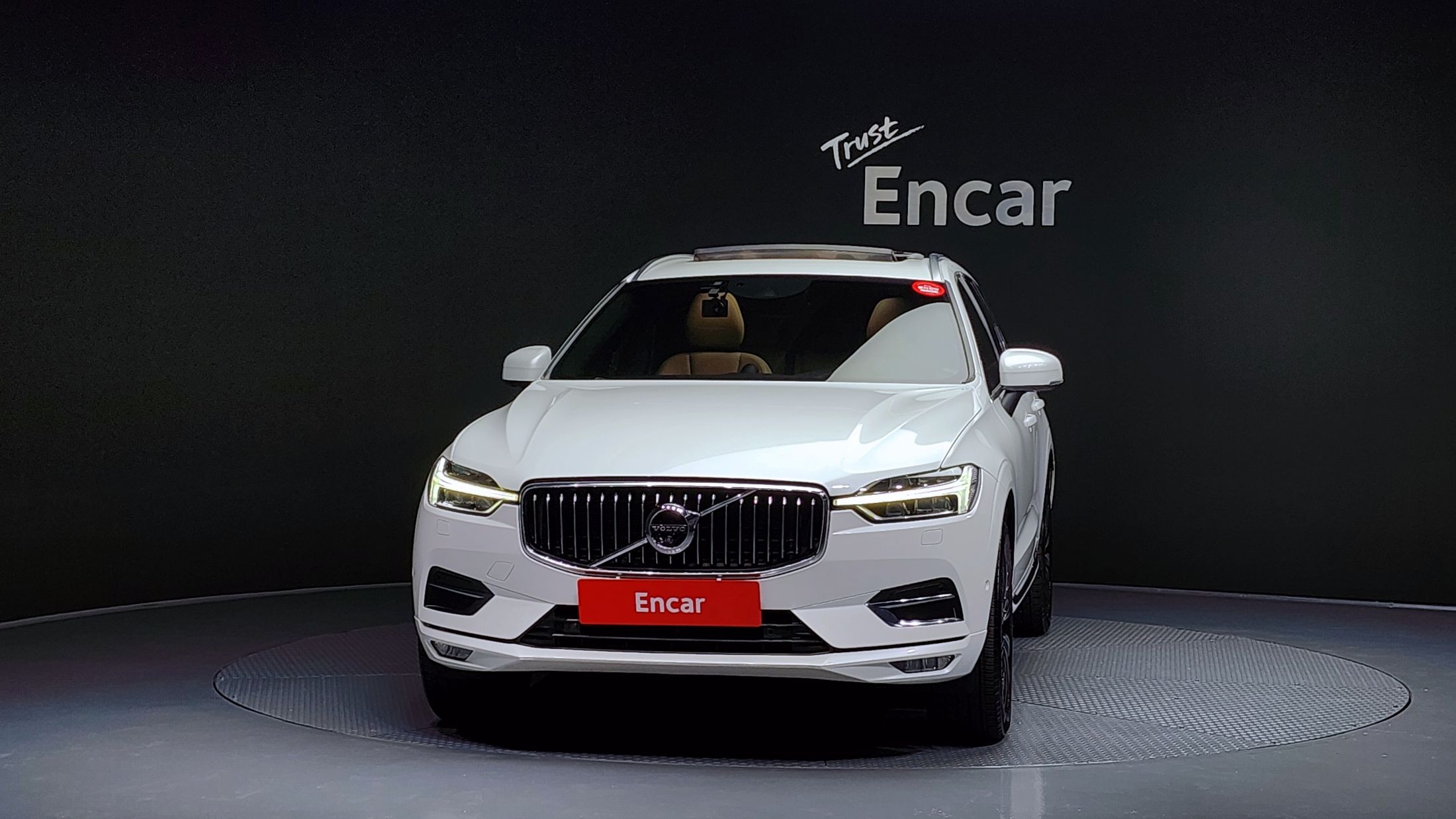 VOLVO XC60 2017