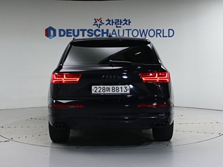 AUDI Q7 4M 2019