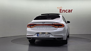 HYUNDAI GRANDEUR IG HYBRID 2018