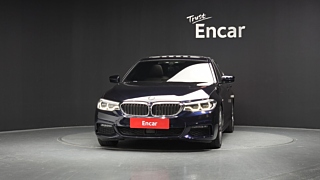BMW 5-SERIES G30 2019