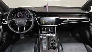 AUDI A7 4K 2020